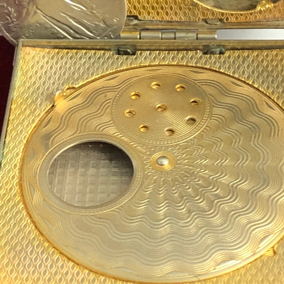 Vintage 1930's Silver Art Deco dance coin compact - Picture 8 of 8